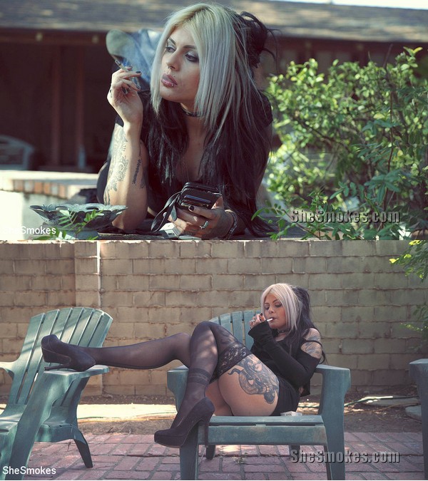 SHE SMOKES: April 27, 2020 – Penelope, Bettie, Jenna Poprocks/She Smokes 5