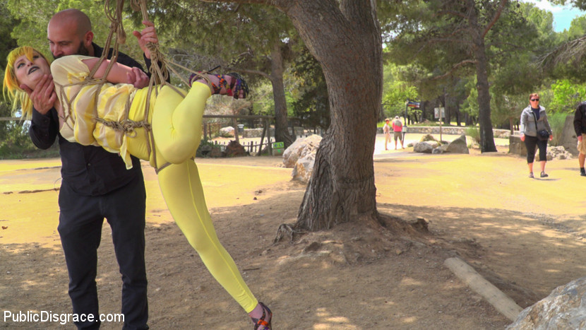 PUBLIC DISGRACE: Sep 12, 2016 – Steve Holmes, Liz Rainbow, Max Cortes, Melody Petite, Pablo Ferrari, Frida Sante, Nerea Falco