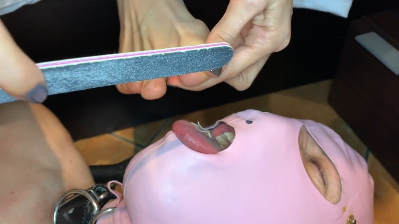 Carolina Abril : Nails – Nails Fetish