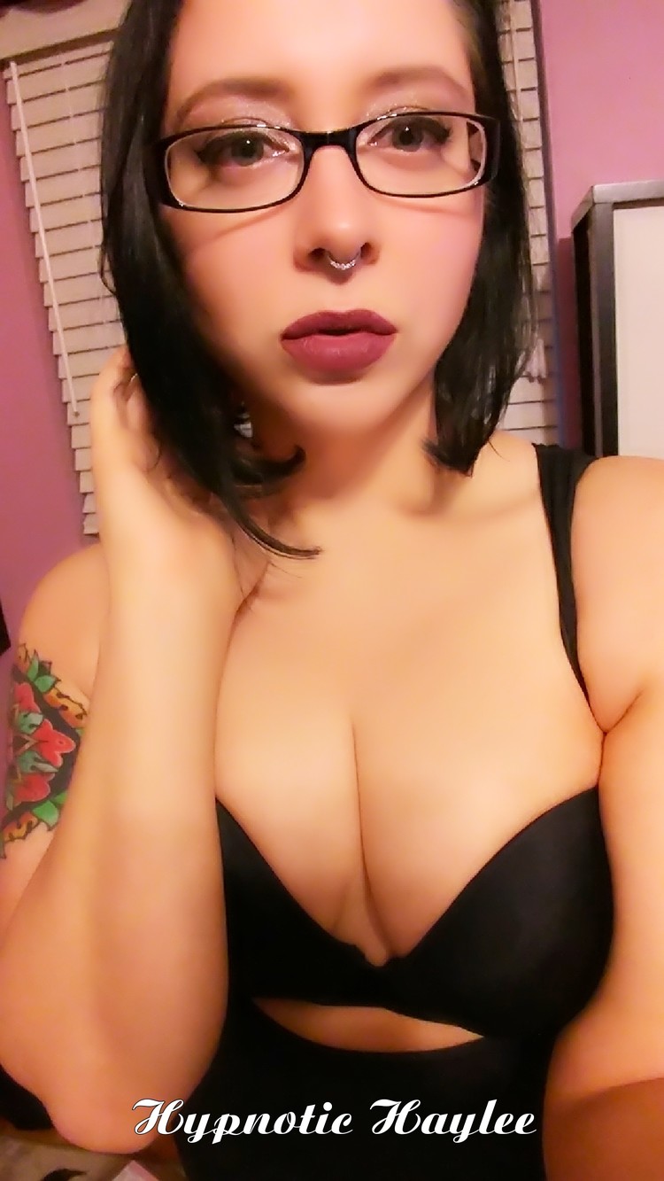 Hypnotic Haylee New Files