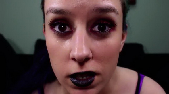 Akara Fang’s Forced to Sniff Smelly Socks