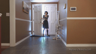 Men Are Slaves – Goddess Matilda – I Don’t Know What I Stepped In