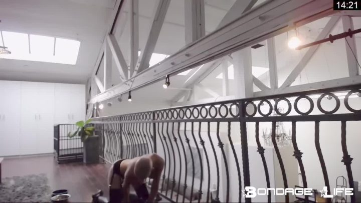 Bondage Life: Lunch Upstairs (Throwback Edition)