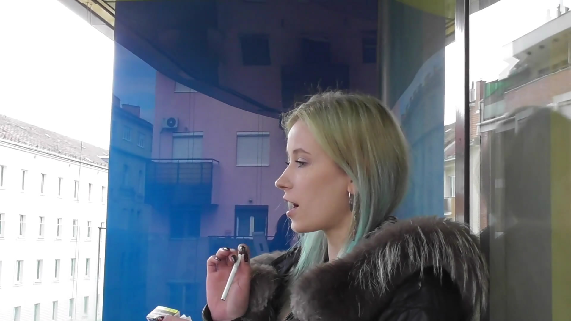 Under my princess Princess Mini: Mini snoking Pov profile Cam HD