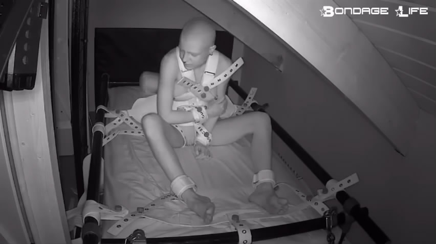 Bondage Life: Saturday Nap – Segufix Edition